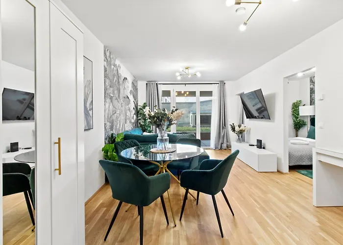 1br I Balcony I Direct Train To Airport * Βιέννη