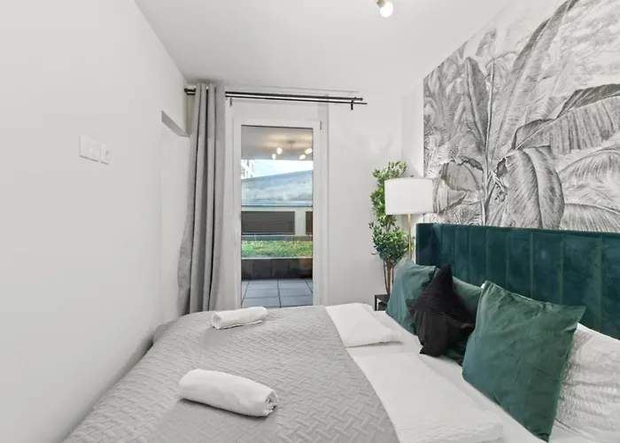 1br I Balcony I Direct Train To Airport Βιέννη