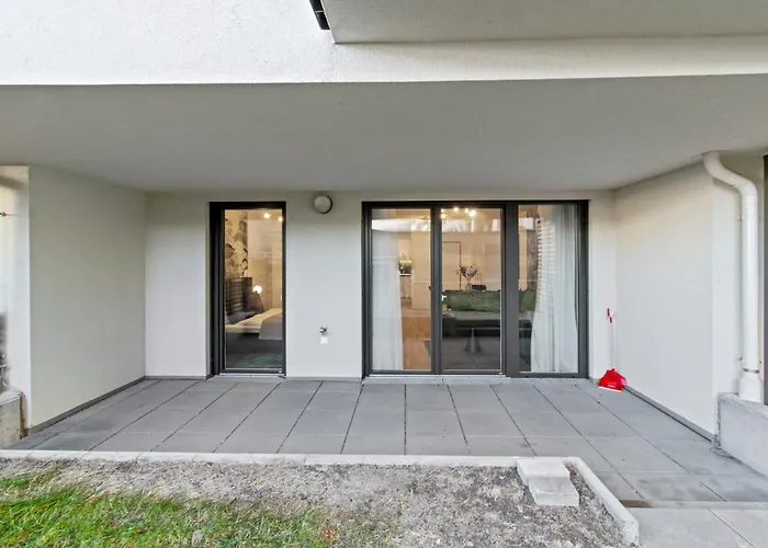 Διαμέρισμα 1br I Balcony I Direct Train To Airport *