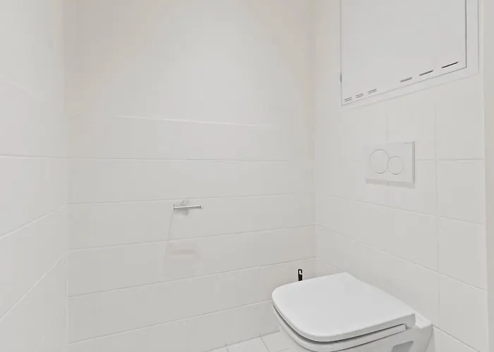 1br I Balcony I Direct Train To Airport Βιέννη