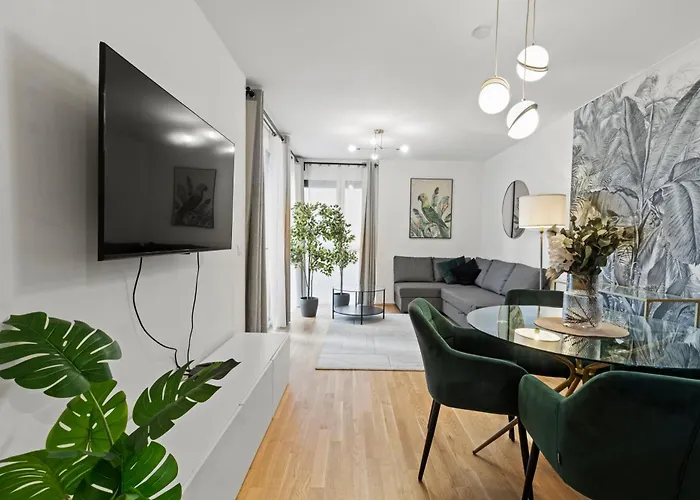 1br I Balcony I Direct Train To Airport * Βιέννη